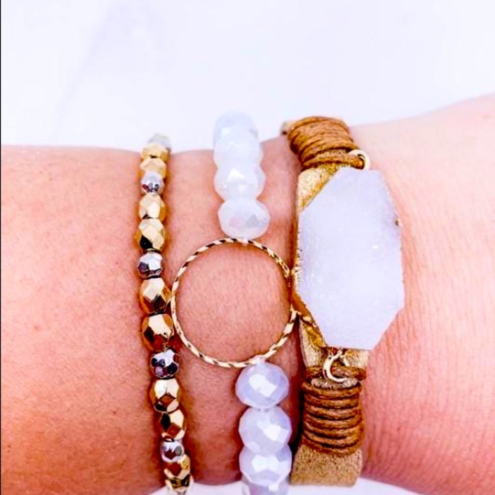 Druzy Stone Bracelet. NEW!